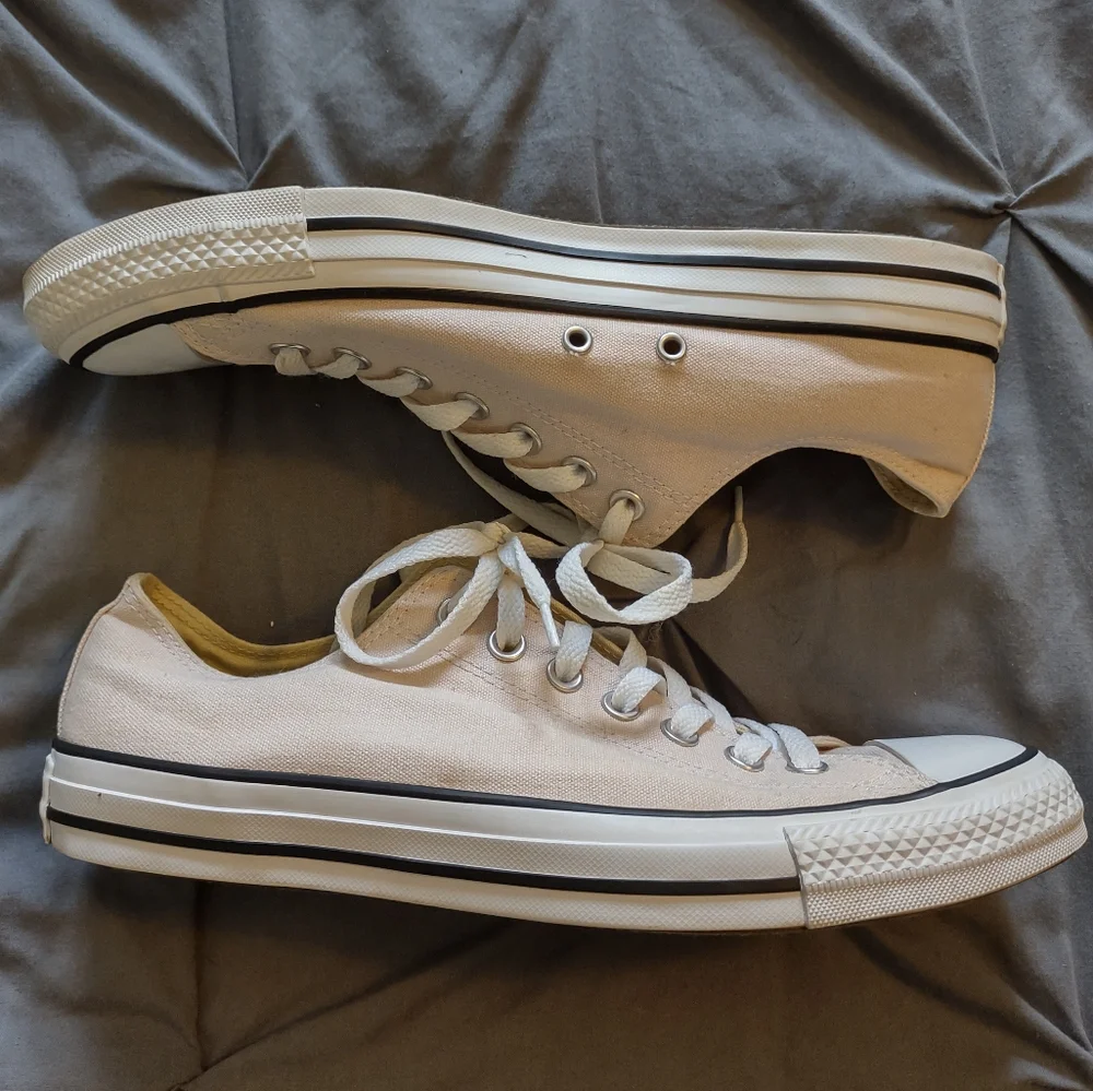 Converse All Star Sneakers Shoes Womens 11 Mens 9 Low Top Very Light Pink Skater - Picture 4 of 9